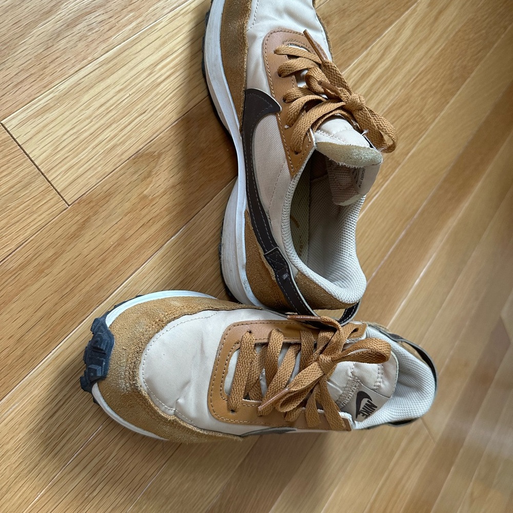 Nike Waffle Debut Sneaker